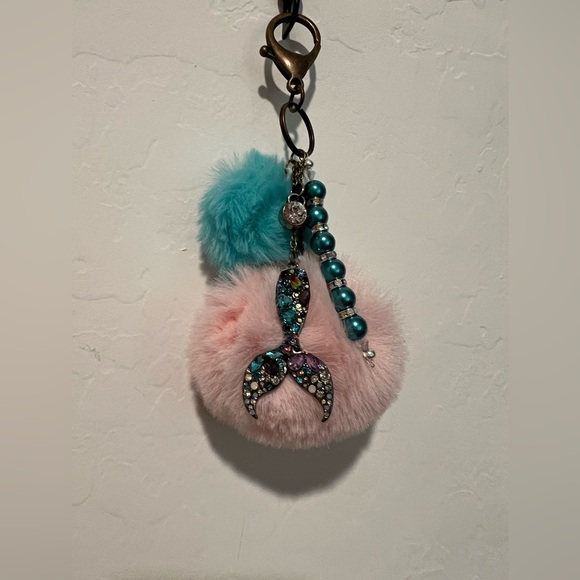 Bag Charm - Mermaid Tails Medium Size Handcrafted - Picture 3 of 11